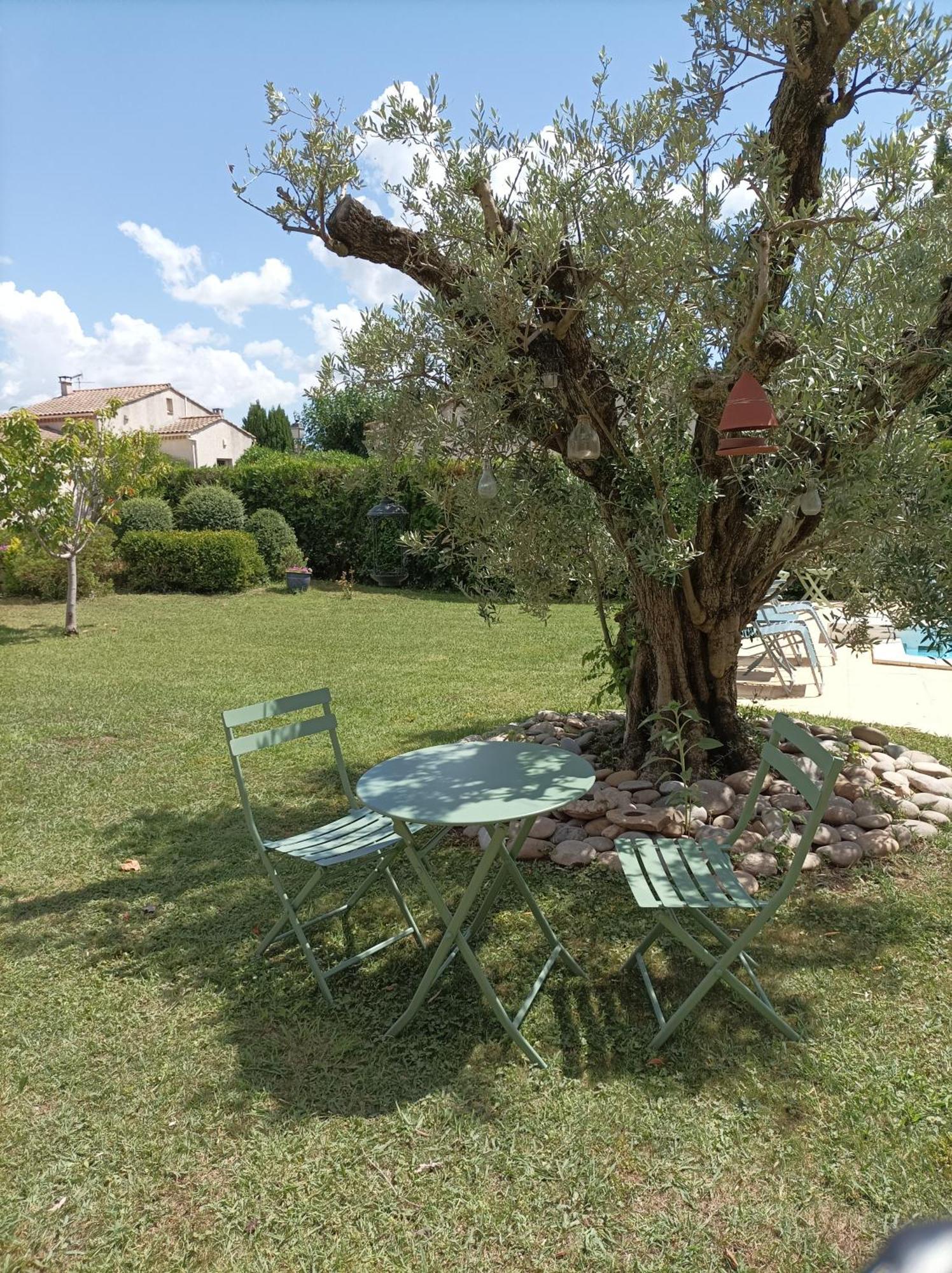 Chambre D'Hote Au Coeur Des Alpilles 무리에 외부 사진